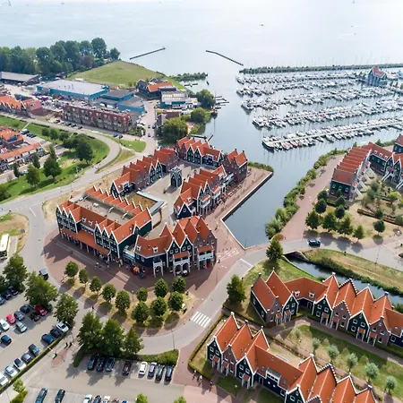 Apartamento Restyled On The Markermeer