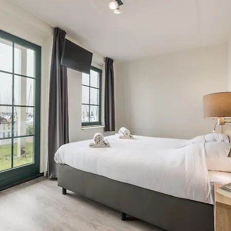Restyled On The Markermeer Apartamento *