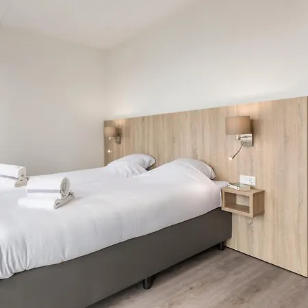 Restyled On The Markermeer Apartment Volendam